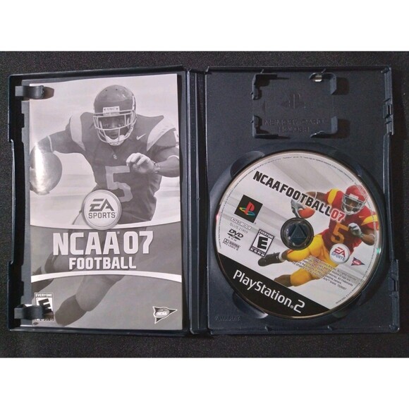 NCAA Football 07 (Sony PlayStation 2, 2006) - Picture 3 of 4